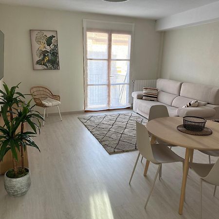 Apartamento Recien Reformado En Ескарай Екстериор снимка