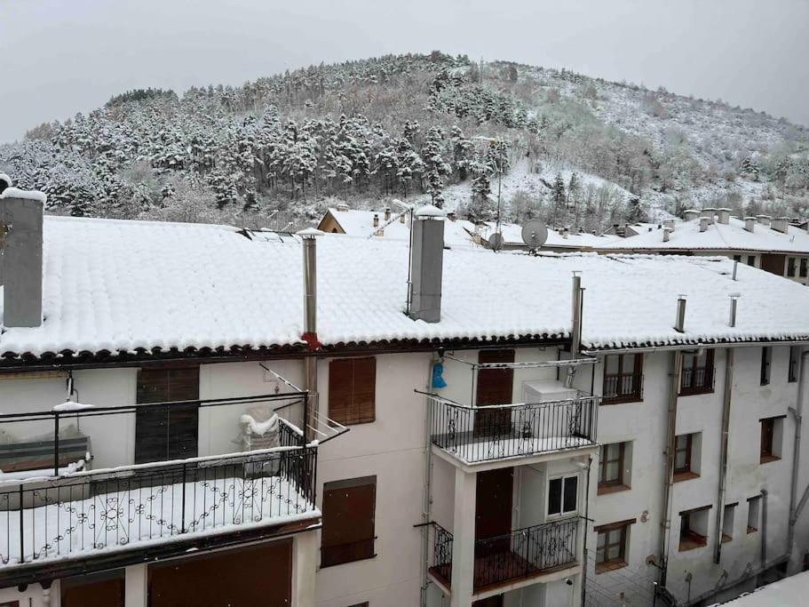 Apartamento Recien Reformado En Ескарай Екстериор снимка
