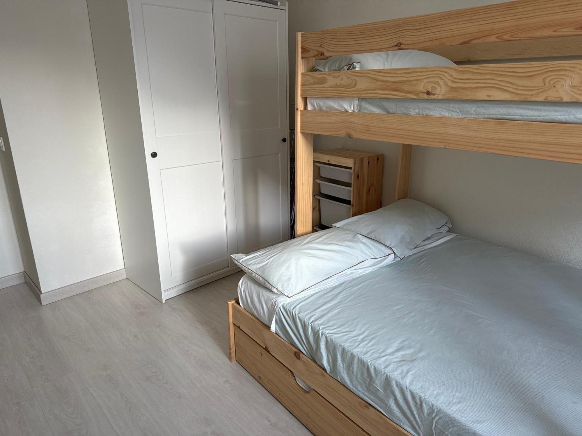 Apartamento Recien Reformado En Ескарай Екстериор снимка