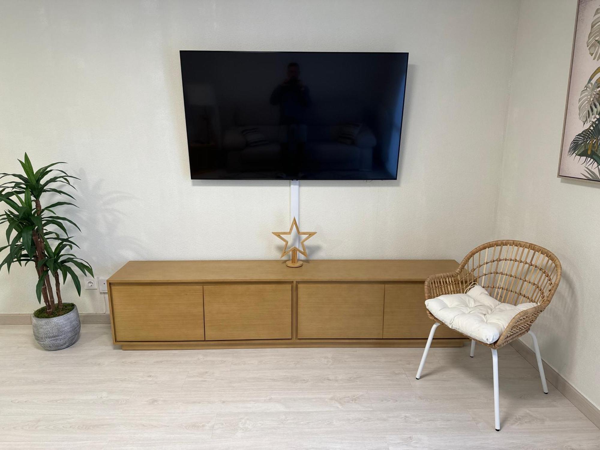 Apartamento Recien Reformado En Ескарай Екстериор снимка