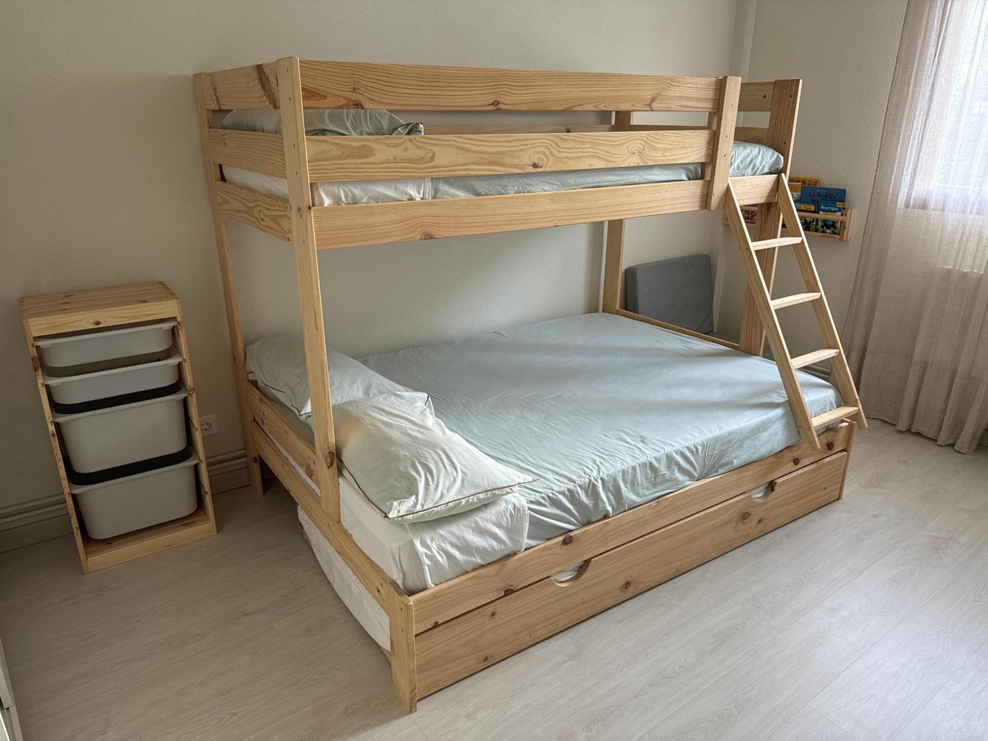 Apartamento Recien Reformado En Ескарай Екстериор снимка